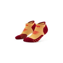 Damskie skarpety kompresyjne do biegania stopki sportowe Core Run. Czerwone skarpety damskie CEP, bez wzorów, z elastanu. Za 69.00 zł.