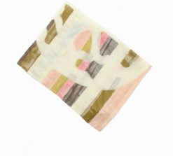 Guess, Guess, Textile Scarf, AW8796COT03, 80 x 180, For Women For Women. Rękawiczki dziecięce Guess, z aplikacjami. Za 252.84 zł.