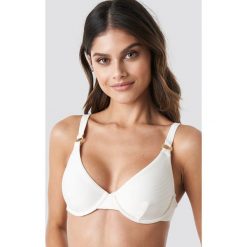 NA-KD Swimwear Ribbed O-ring Bikini Cup Bra - White. Bikini damskie marki NA-KD Swimwear. Za 72.95 zł.
