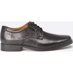 Clarks - Półbuty Tilden Plain. Eleganckie półbuty marki Clarks, z materiału. W wyprzedaży za 179.90 zł.