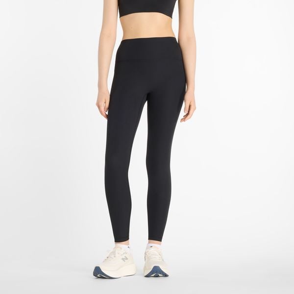 Legginsy damskie New Balance WP53152BK – czarne. Czarne legginsy damskie New Balance, m, bez wzorów, z materiału. Za 299.99 zł.