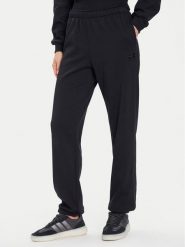 Under Armour Spodnie dresowe Ua Icon 6003676 Czarny Loose Fit. Czarne spodnie dresowe damskie Under Armour, l, bez wzorów, z bawełny. Za 269.99 zł.