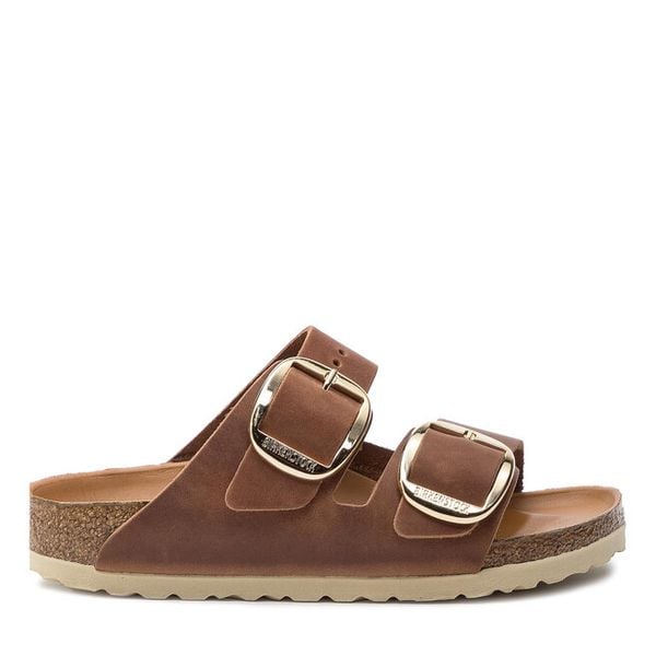 Klapki Birkenstock. Brązowe klapki damskie Birkenstock, bez wzorów, bez obcasa. Za 539.99 zł.