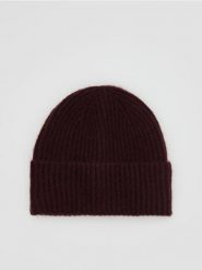Czapka beanie z domieszką wełny - mahoniowy. Brązowe czapki i kapelusze damskie Reserved, bez wzorów, z wełny. Za 49.99 zł.