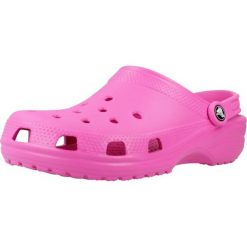 Buty do chodzenia damskie Crocs Classic. Czerwone klapki damskie Crocs, bez wzorów, z materiału, sportowe, bez obcasa. Za 327.00 zł.