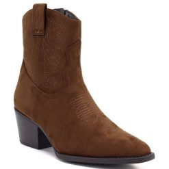 Botki damskie kowbojki nieocieplane brązowe Sabatina 26114-2. Brązowe botki damskie Sabatina, z nubiku, eleganckie, bez obcasa, bez zapięcia. Za 159.99 zł.