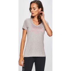 Under Armour - Top. Szare t-shirty damskie Under Armour, s, bez wzorów, z dzianiny, casualowe, bez kołnierzyka. W wyprzedaży za 99.90 zł.