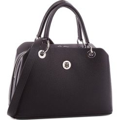Torebka TOMMY HILFIGER - Th Core Med Satchel AW0AW05672 002. Torebki do ręki damskie marki Tommy Hilfiger. W wyprzedaży za 419.00 zł.
