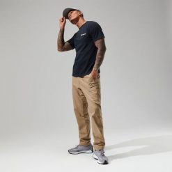 Koszulka męska Berghaus F&B Logo T-Shirt AM. Czarne t-shirty męskie Berghaus, m, bez wzorów, casualowe, bez kołnierzyka. Za 109.99 zł.