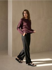 Sweter chunky z koronkowym wykończeniem - bordowy. Czerwone swetry damskie Sinsay, l, bez wzorów, z koronki, bez kołnierzyka, bez ramiączek, bez kaptura. Za 39.99 zł.