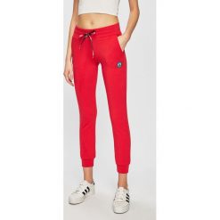 Femi Stories - Spodnie. Czerwone legginsy damskie Femi Stories, l, bez wzorów, z bawełny. W wyprzedaży za 179.90 zł.