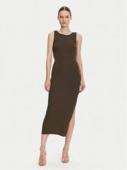 Guess Sukienka dzianinowa W5GK47 Z3L10 Brązowy Regular Fit. Brązowe sukienki damskie Guess, l, z aplikacjami, z dzianiny, bez kołnierzyka, bez ramiączek. Za 282.00 zł.