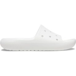 Klapki plażowe dla dorosłych Crocs Classic Slide V2. Białe skarpety damskie Crocs, bez wzorów. W wyprzedaży za 109.00 zł.