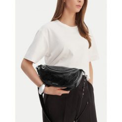 Torebka Badura. Czarne torebki do ręki damskie Badura, bez wzorów, klasyczne, bez dodatków. Za 169.99 zł.