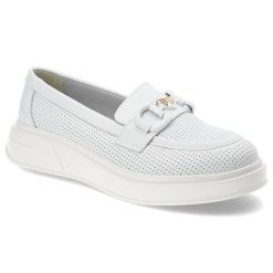 Białe Mokasyny S.Barski Modne Obuwie Damskie. Białe mokasyny damskie S.BARSKI, ze skóry, eleganckie. Za 209.00 zł.