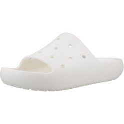 Sandały CROCS CLASSIC SLIDE V2 U Biały. Białe skarpety damskie Crocs, bez wzorów. Za 157.99 zł.