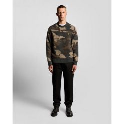 Sweter z okrągłym dekoltem w kamuflażowym wzorze z miłego materiału Lyle & Scott. Szare swetry przez głowę męskie LYLE AND SCOTT, xl, bez wzorów, z wełny, bez kołnierzyka. Za 492.40 zł.