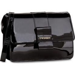 Torebka TWINSET - Tracolla OA7TJA Nero 00006. Czarne listonoszki damskie Twinset, z lakierowanej skóry. W wyprzedaży za 649.00 zł.