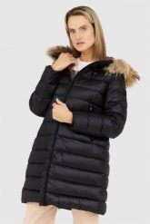 BLAUER Czarna kurtka puchowa damska z odpinanym futrem jenota. Czarne kurtki damskie Blauer USA, s, bez wzorów, z puchu, bez kaptura. W wyprzedaży za 1,199.99 zł.