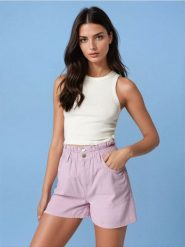 Szorty paperbag high waist - fioletowy. Fioletowe szorty damskie Sinsay, l, bez wzorów, z bawełny, z podwyższonym stanem. W wyprzedaży za 24.99 zł.