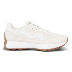 Buty sportowe damskie Marine Heritage. Brązowe obuwie sportowe damskie Regatta, bez wzorów. W wyprzedaży za 249.99 zł.