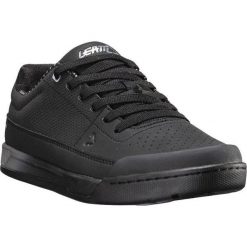 Buty rowerowe mtb Leatt 2.0 Flat platformowe. Czarne buty sportowe męskie LEATT, bez zapięcia, rowerowe. Za 459.99 zł.