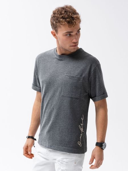 T-shirt męski z nadrukiem - czarny - Rozmiar: S. Czarne t-shirty męskie Ombre Clothing, m, bez wzorów, z bawełny, bez kołnierzyka. W wyprzedaży za 19.99 zł.