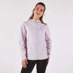 Kurtka do biegania w terenie przeciwdeszczowa damska Kiprun Run 500. Fioletowe kurtki sportowe damskie KIPRUN, l, bez wzorów, z materiału, bez kaptura, do biegania. Za 299.99 zł.