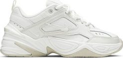 BUTY DAMSKIE NIKE M2K TEKNO SNEAKERSY WHITE AO3108 006 r.40,5. Białe obuwie sportowe damskie Nike, bez wzorów. Za 339.00 zł.