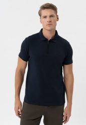 Koszulka polo na zamek O-HECTOR. Koszulki polo męskie Volcano, l, bez wzorów, z bawełny, eleganckie, bez ramiączek. Za 109.99 zł.