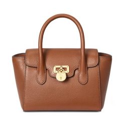 Torebka LAUREN RALPH LAUREN. Brązowe torebki do ręki damskie Lauren Ralph Lauren, bez wzorów, klasyczne, bez dodatków. Za 1,099.00 zł.