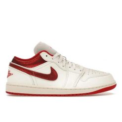 Buty Nike Air Jordan 1 Low SE Ruby Biały/Czerwony. Białe obuwie sportowe damskie Jordan, bez wzorów, z gumy, Nike Air Jordan. Za 666.25 zł.