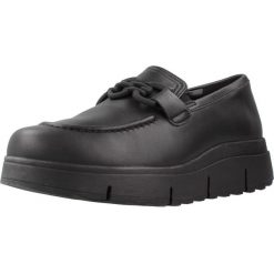 Buty CLARKS 26179806C Czarny. Czarne obuwie sportowe damskie Clarks, bez wzorów, ze skóry, na fitness i siłownię. Za 387.99 zł.