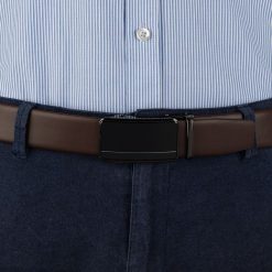 Pasek męski skórzany 3,5 cm klamra automatyczna Beltimore brązowy 02-550 : Kolory - brązowy, beżowy, Rozmiar pasków - r.115-130 cm. Brązowe paski damskie bez wzorów, ze skóry, wizytowe. Za 64.99 zł.