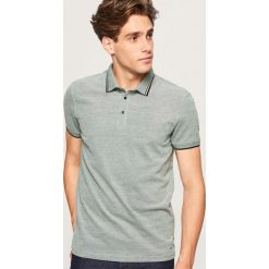 Koszulka polo - Zielony. Zielone koszulki polo męskie Reserved. W wyprzedaży za 49.99 zł.