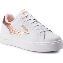 Sneakersy FILA - Overstate Flow Wmn 1010627.1FG White. Białe półbuty damskie marki Fila, bez wzorów, z materiału. W wyprzedaży za 249.00 zł.