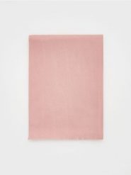 Gładki szal - brudny róż. Czerwone szaliki i chusty damskie Reserved, bez wzorów. W wyprzedaży za 29.99 zł.