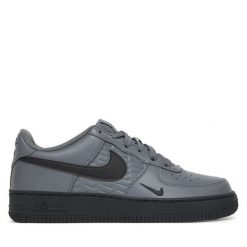 Sneakersy Nike. Szare trampki i tenisówki chłopięce Nike, bez wzorów, bez zapięcia. Za 429.99 zł.