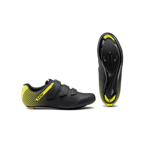 Buty rowerowe szosowe męskie NORTHWAVE CORE 2 czarne. Czarne buty sportowe męskie Northwave, bez zapięcia, rowerowe. Za 425.50 zł.