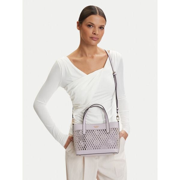 Torebka Guess. Fioletowe torebki do ręki damskie Guess, z aplikacjami, bez dodatków. Za 426.99 zł.