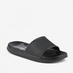 Klapki damskie Coqui. Czarne klapki damskie Coqui, bez wzorów. Za 132.99 zł.