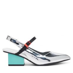 Czółenka United Nude. Szare czółenka damskie United Nude, bez wzorów, bez obcasa, bez zapięcia. Za 689.99 zł.