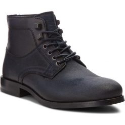 Trzewiki TOMMY JEANS - Casual Suede Mix Boo EM0EM00140 Ink 006. Niebieskie kozaki męskie Tommy Jeans, z jeansu, casualowe. W wyprzedaży za 369.00 zł.