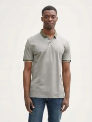 T-SHIRT KOSZULKA POLO MĘSKA Z LOGO NA RĘKAWIE TOM TAILOR. Zielone koszulki polo męskie Tom Tailor, l, bez wzorów, z bawełny, bez kołnierzyka, bez ramiączek, na fitness i siłownię. Za 159.73 zł.