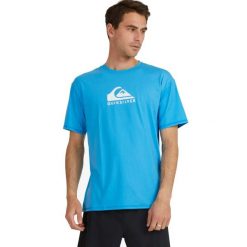 Koszulka krótki rękaw Quiksilver Solid Streak SS Tees Tops UPF 50 Blue. Niebieskie koszulki sportowe męskie Quiksilver, l, bez wzorów, z elastanu, bez kołnierzyka, bez ramiączek, na fitness i siłownię. Za 129.00 zł.