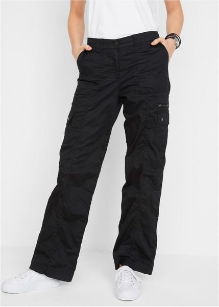 Spodnie bojówki z bawełny. Czarne spodnie materiałowe damskie bonprix, bez wzorów, z bawełny. Za 149.99 zł.