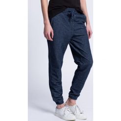 Pepe Jeans - Spodnie Ritzy. Jeansy damskie marki Pepe Jeans. W wyprzedaży za 219.90 zł.
