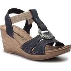 Sandały INBLU - OC02AQ05 Cobalt Blue. Niebieskie klapki damskie Inblu, z aplikacjami, z materiału, bez obcasa, na obcasie. Za 89.99 zł.