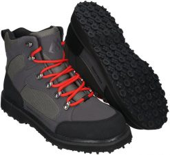 Buty do brodzenia Mikado. Trekkingi męskie Mikado. Za 694.42 zł.