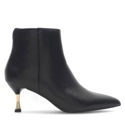 Botki Sergio Bardi. Czarne botki damskie Sergio Bardi, bez obcasa, na szpilce, bez zapięcia. Za 319.00 zł.